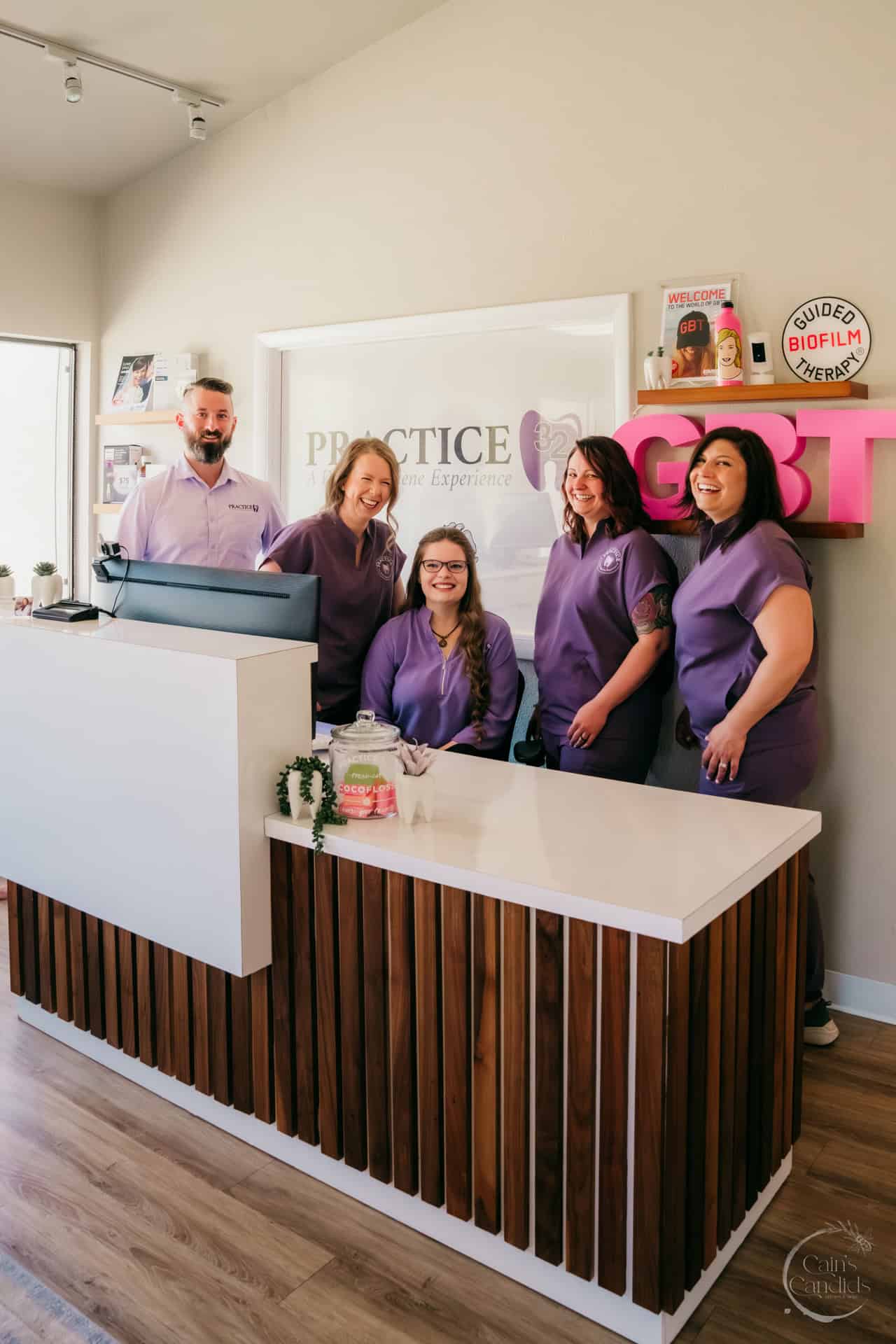 Anatomy of the palatal nerve and artery contributions to maxillary teeth